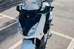 Yamaha X-Max 250, anno 2009