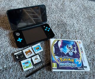 Nintendo 2DS XL console + 6 giochi (POKÉMON, Mario