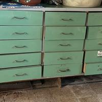 Mobile con cassetti vintage