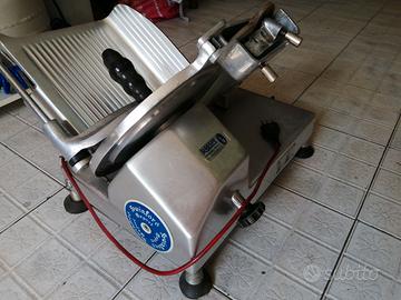 Affettatrice  professionale