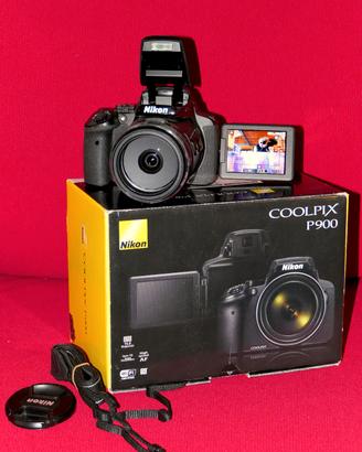 Nikon CoolPix P900