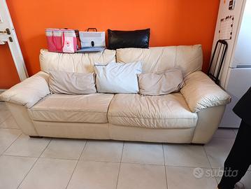 divano letto panna in vera pelle 