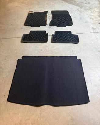 KIT Tappetini gomma /bagagliaio Mercedes GLA h247