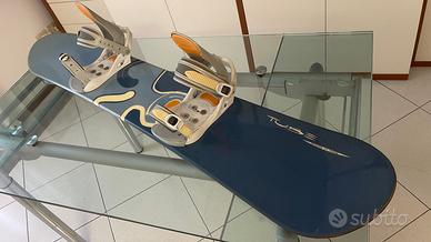 Snowboard 160 cm con attacchi e sacca