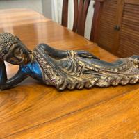 Buddha dormiente decorativo