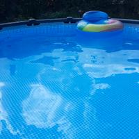 Piscina rigida fuori terra