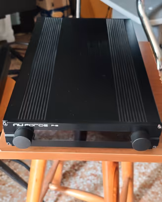 Preamplificatore NuForce P9