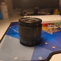 obbietto Canon vintage 35-80 mm per pulizia approf