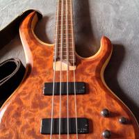 Basso elettrico Ibanez BTB600