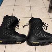 Scarponi Burton taglia 45