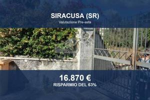 Immobile in asta di 196 m² con più di 5 locali a S
