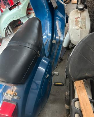 Vespa 50 faro tondo