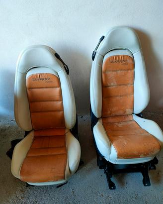 Sedili sportivi anteriori in pelle pajero