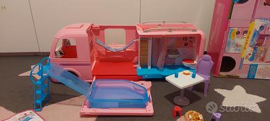 Barbie camper