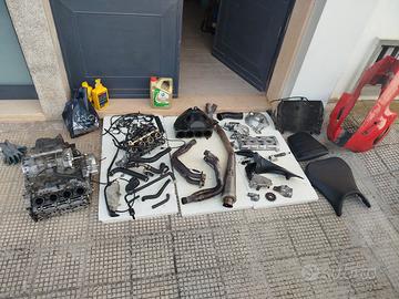 ricambi Yamaha r6 2001