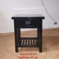 comodino nero