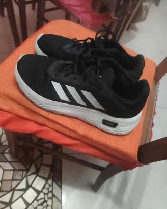 Scarpe Adidas sportive / running nere - Taglia 42.