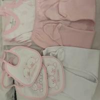 Set neonata: 2 body , 2  ghette , 3 bavaglie