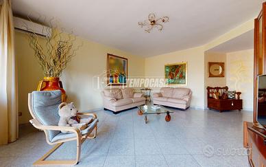 Appartamento a Turi Via Antonio Diomeda 3 locali