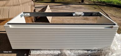 mobile bagno. nuovo.