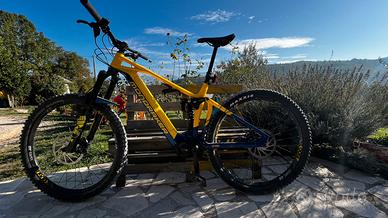 MONDRAKER LEVER R super enduro