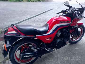 Kawasaki 750 uni trak