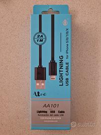 cavo USB per iPhone nuovo