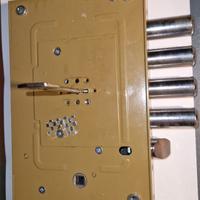 Serratura in acciaio per porte blindate