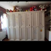 Armadio sei ante con comodino