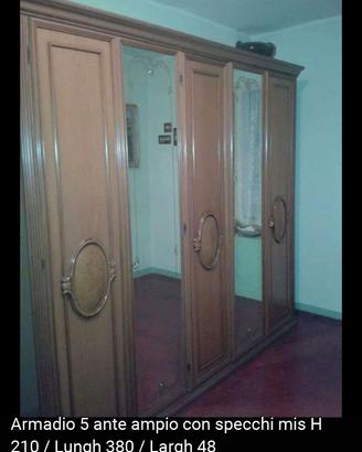 ARMADIO A 5 ANTE  CON SPECCHI