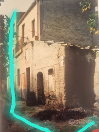 Rustico con terreno e terreno di 1000 m