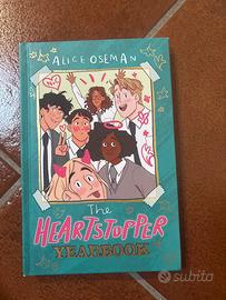 Libro "The Heartstopper Yearbook"