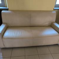 divano 3 posti in simil pelle