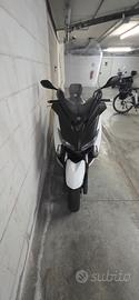 yamaha xmax