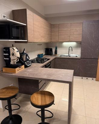 Cucina Unika Roma - 5,26m + elettrodom. + sgabelli