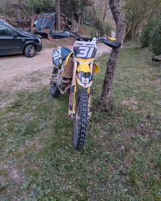 Motocross suzuki rmz 250