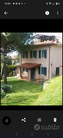 Bella casa solare per vacanze o soggiorno