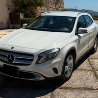 MERCEDES GLA 180 CDI Automatic Premium