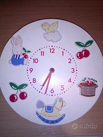 Orologio in legno da parete per cameretta bimbi