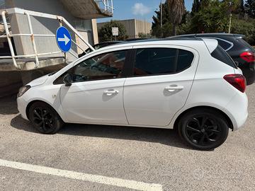 Opel corsa E 1.4 90cv GPL di serie