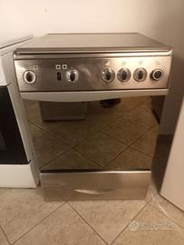 Cucina a gas 4 fuochi 60x60