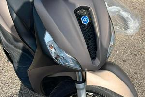 Piaggio Medley S 125