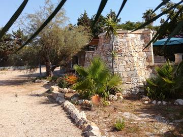 Trullo fronte spiaggia Torre Mozza 30m dal mare