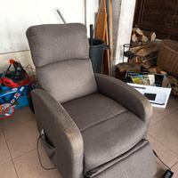 Poltrona motorizzata elettrica