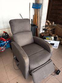 Poltrona motorizzata elettrica