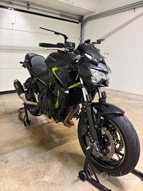 Kawasaki Z650 A2 accessoriata