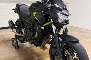 Kawasaki Z650 A2 accessoriata