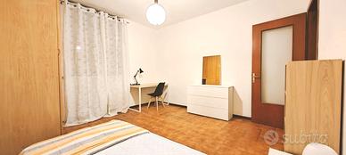 Ampia Camera in zona Upo/Ospedale