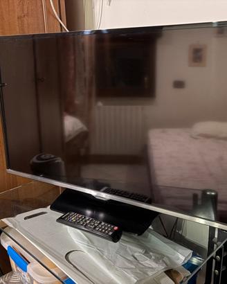 TV Samsung Led 32”