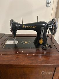 Macchina da cucire vintage